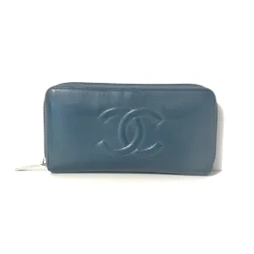 Caviar Timeless CC Gusset Zip Around Wallet