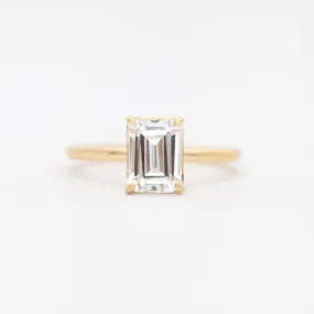 Emerald-Cut Coursière Solitaire