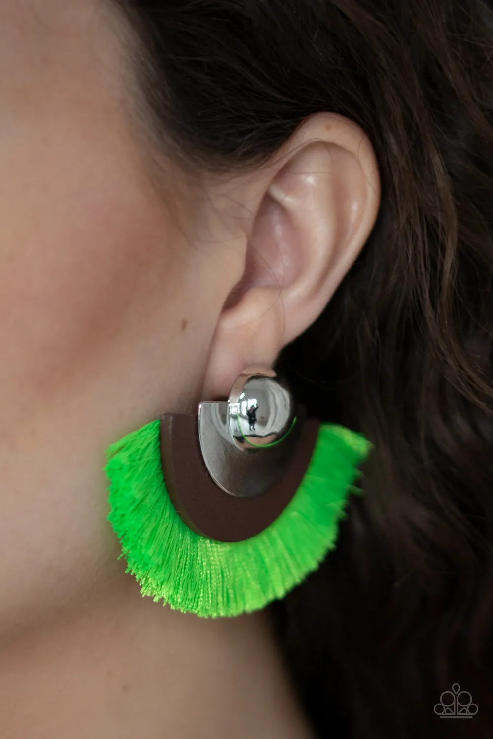 Fan The FLAMBOYANCE - Green Paparazzi Fringe Earring