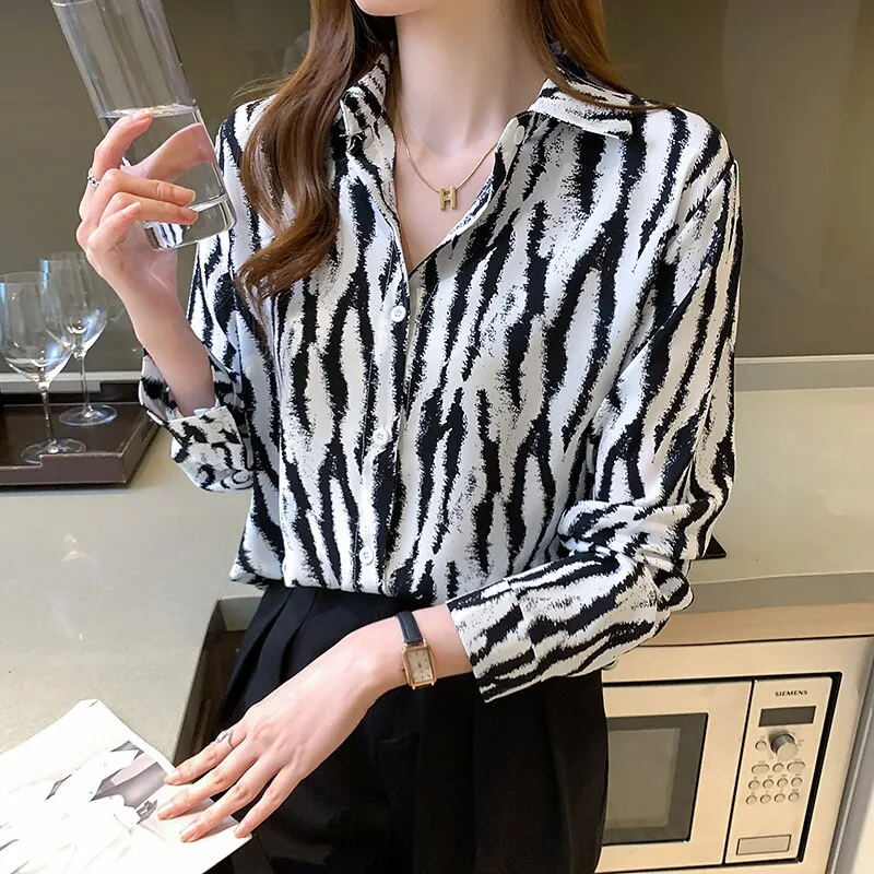 Fashion striped print ladies shirts