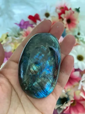 Labradorite Crystal,Palmstone,Pocket Stone,Blue Labradorite Gemstone,Calming Crystal,Stone of Transformation,Srone for Intuition,Reiki