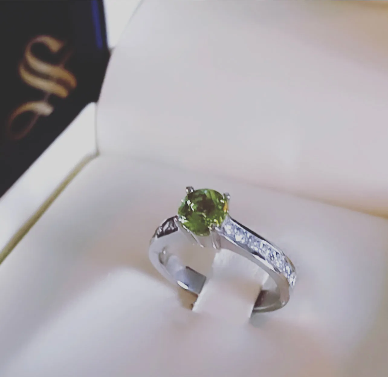 Peridot diamond ring WDR052