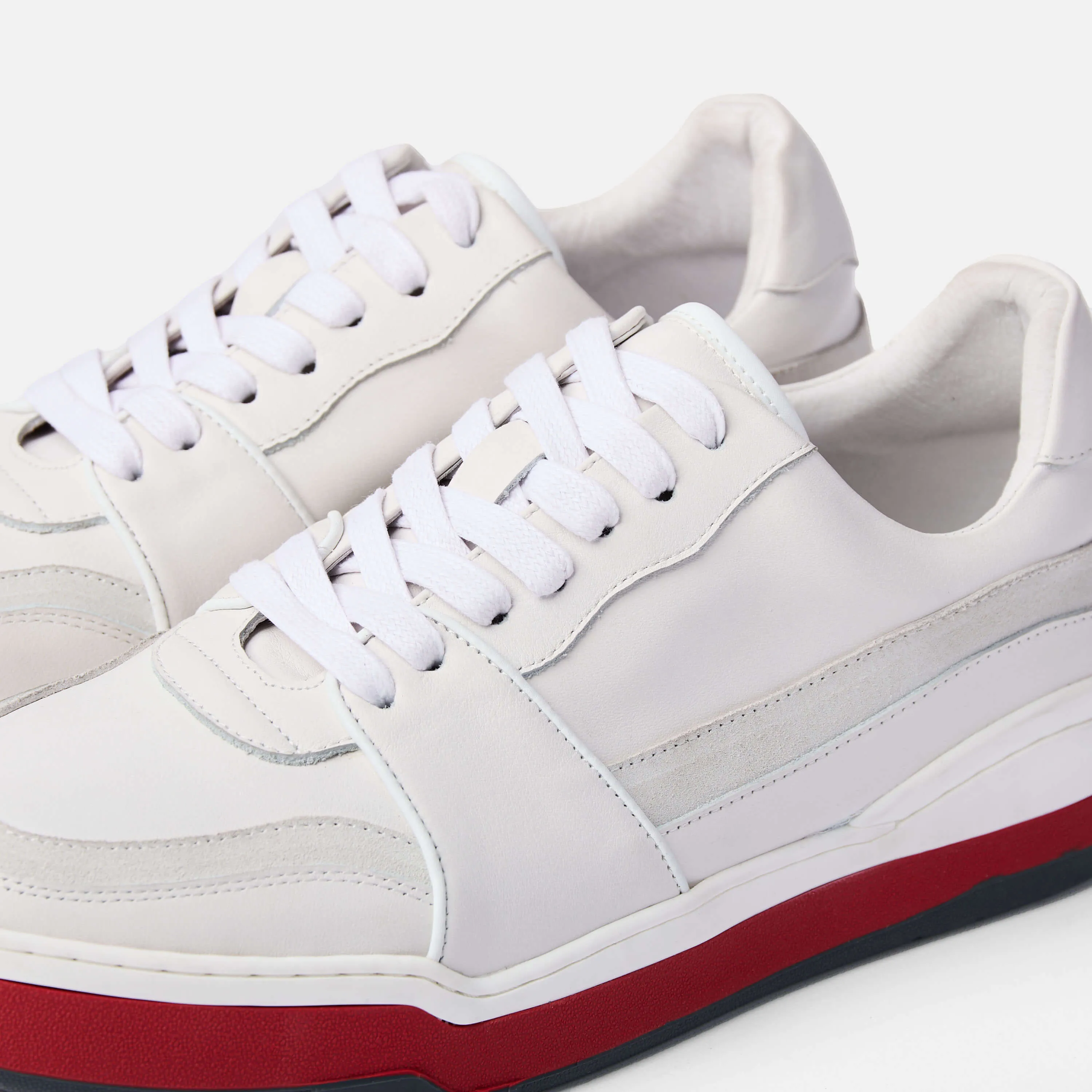 Poseidon White/Red Leather Low Top Sneakers