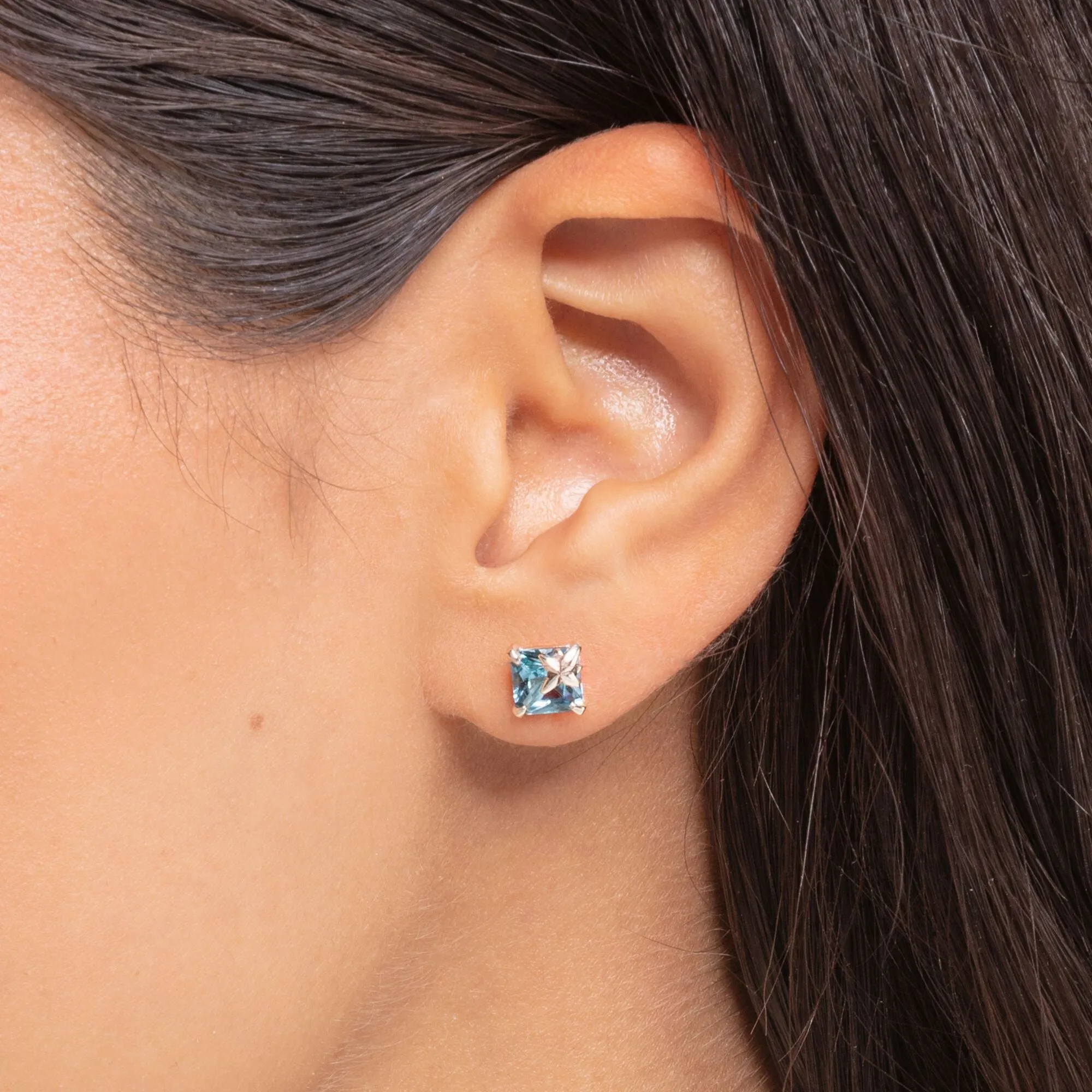 STERLING SILVER MAGIC STONES AQUA STUD EARRINGS