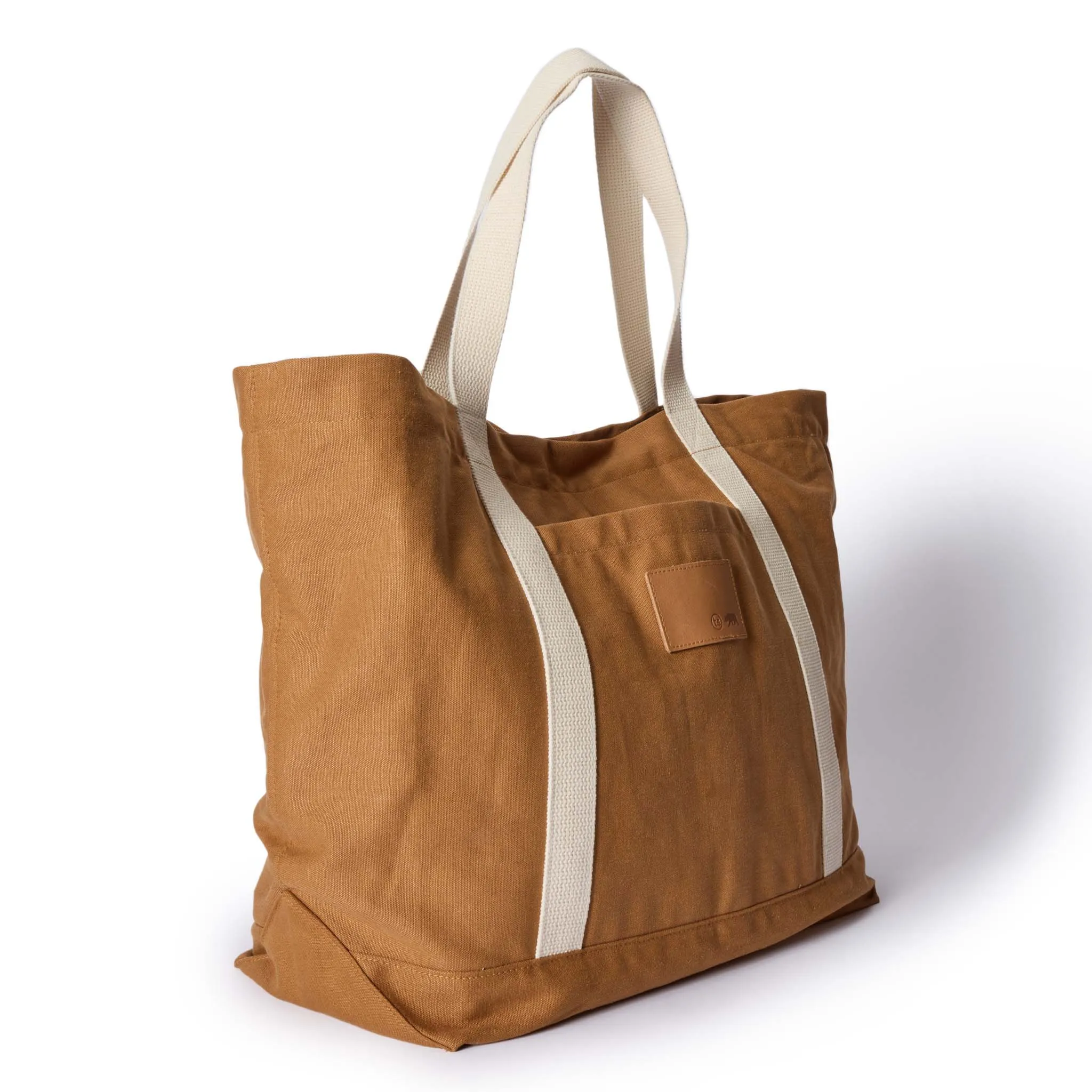 The Market Tote in Cedar Boss Duck