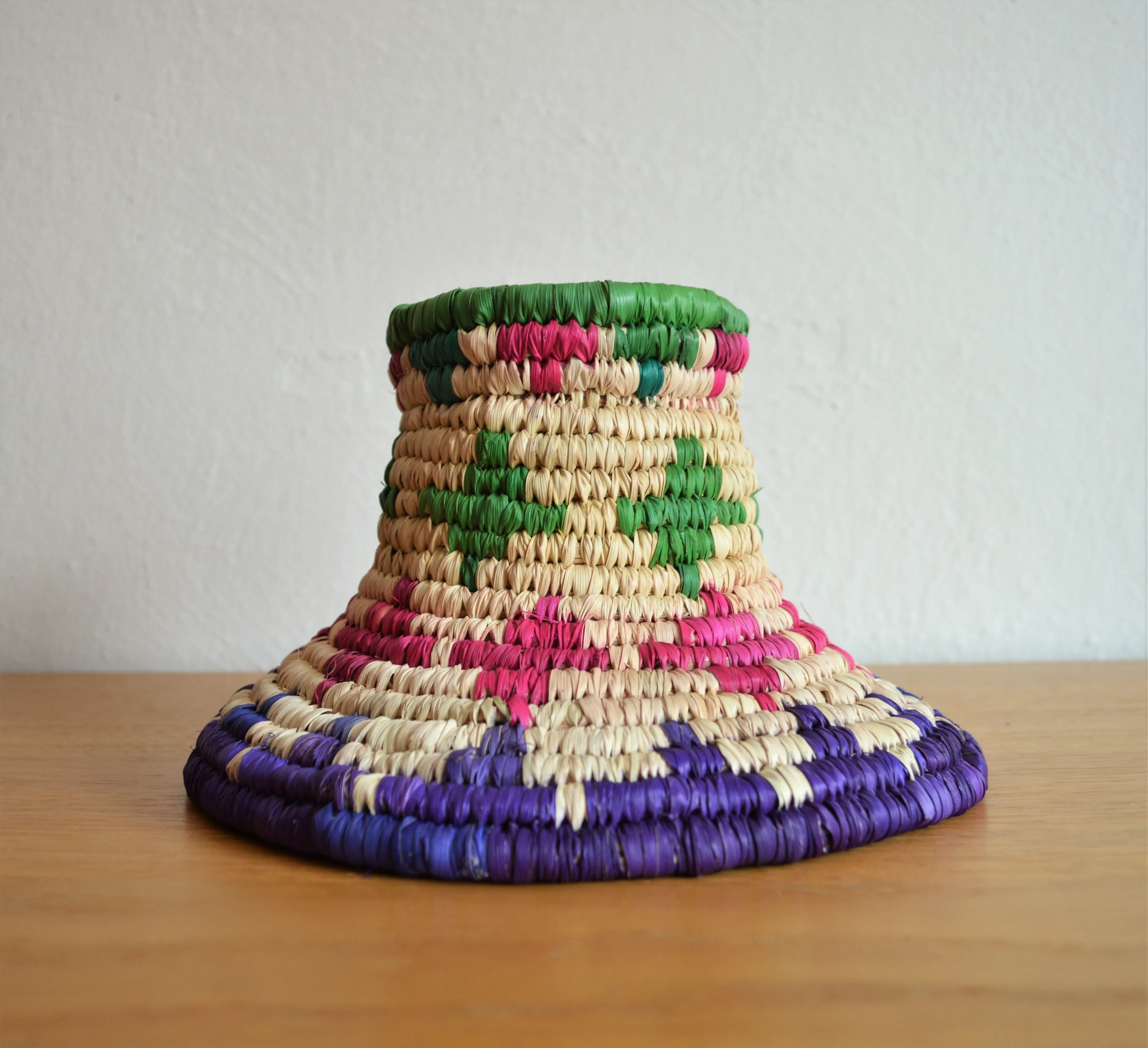 Woven basket platter FARHA, Colorful party centerpiece